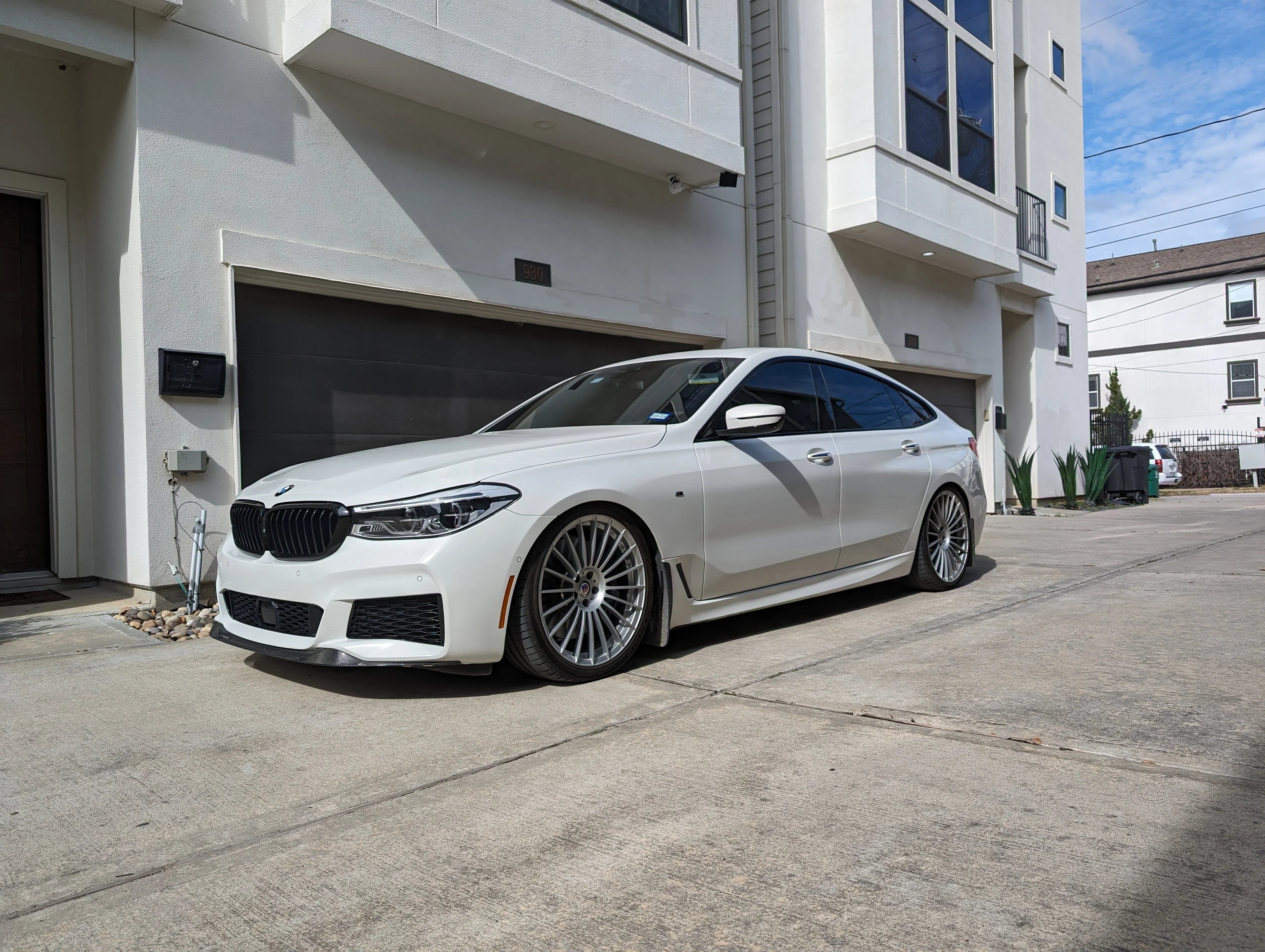 BMW 6 Series (G32)