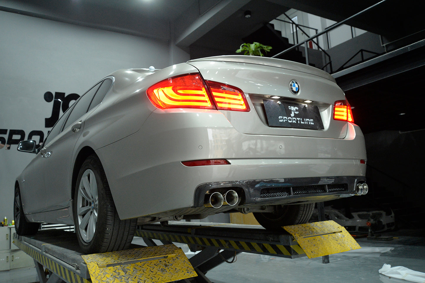 BMW 5 Series F10 Carbon Fibre Rear Diffuser