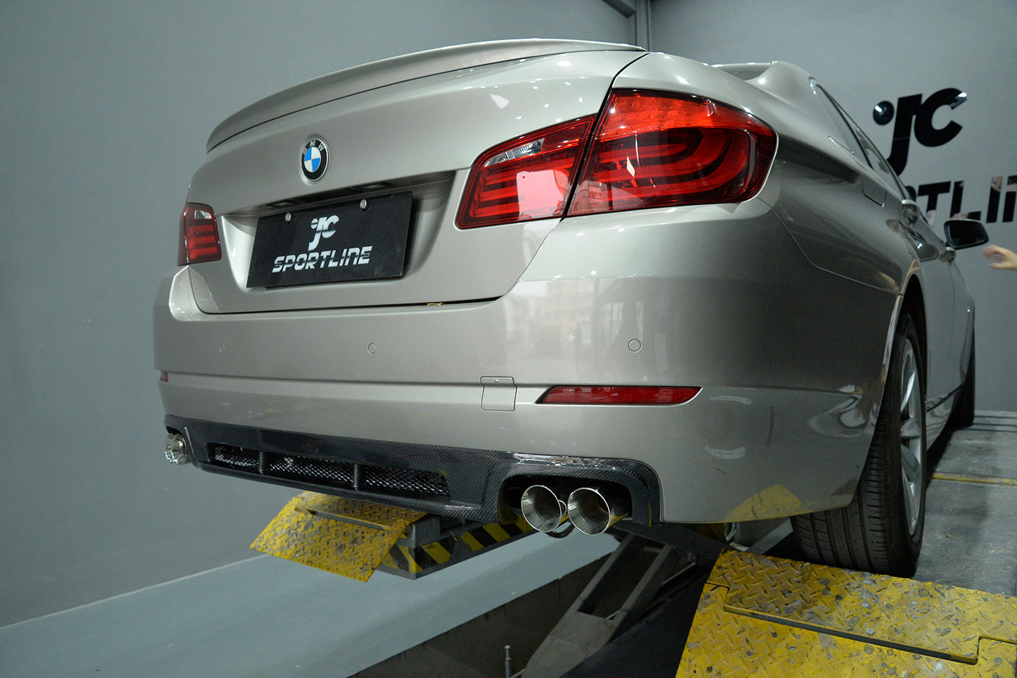 BMW 5 Series F10 Carbon Fibre Rear Diffuser
