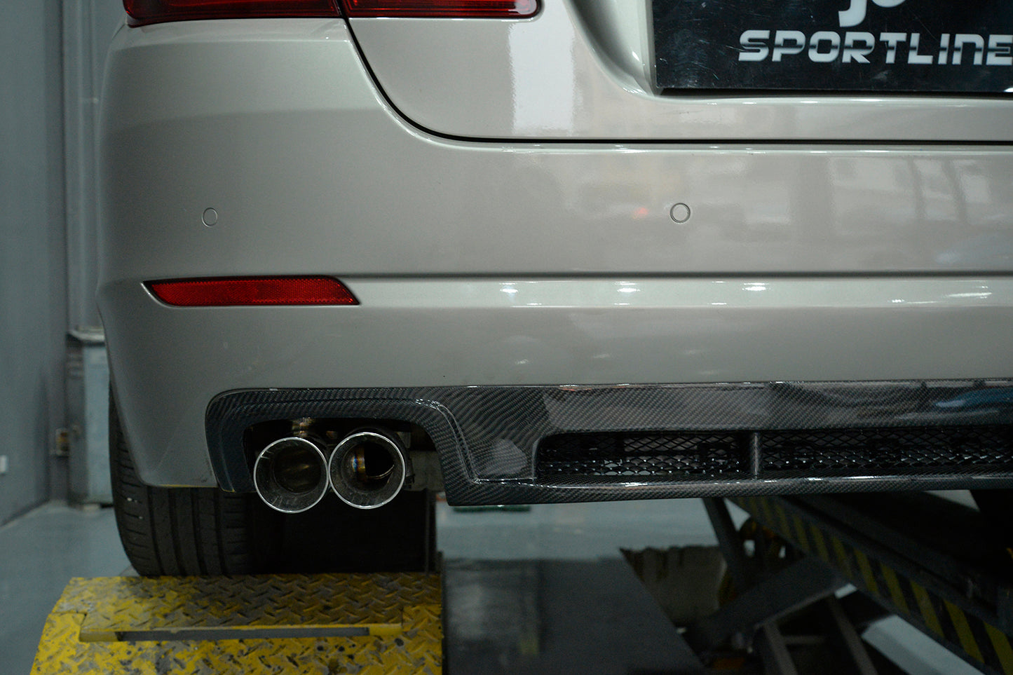 BMW 5 Series F10 Carbon Fibre Rear Diffuser