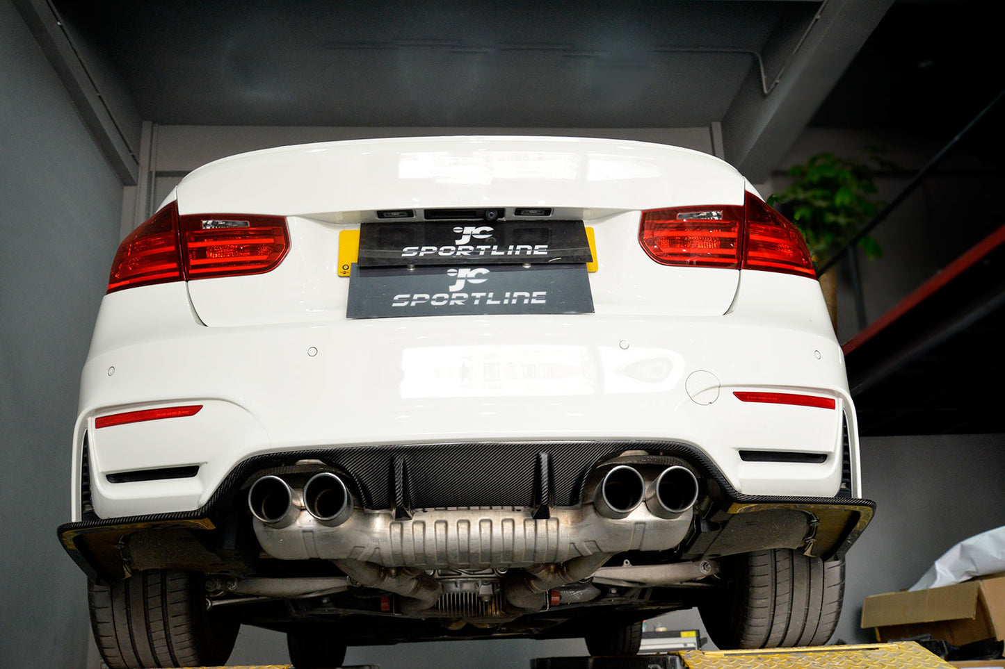 BMW M3 M4 F80 F82 F83 Carbon Fibre Rear Diffuser