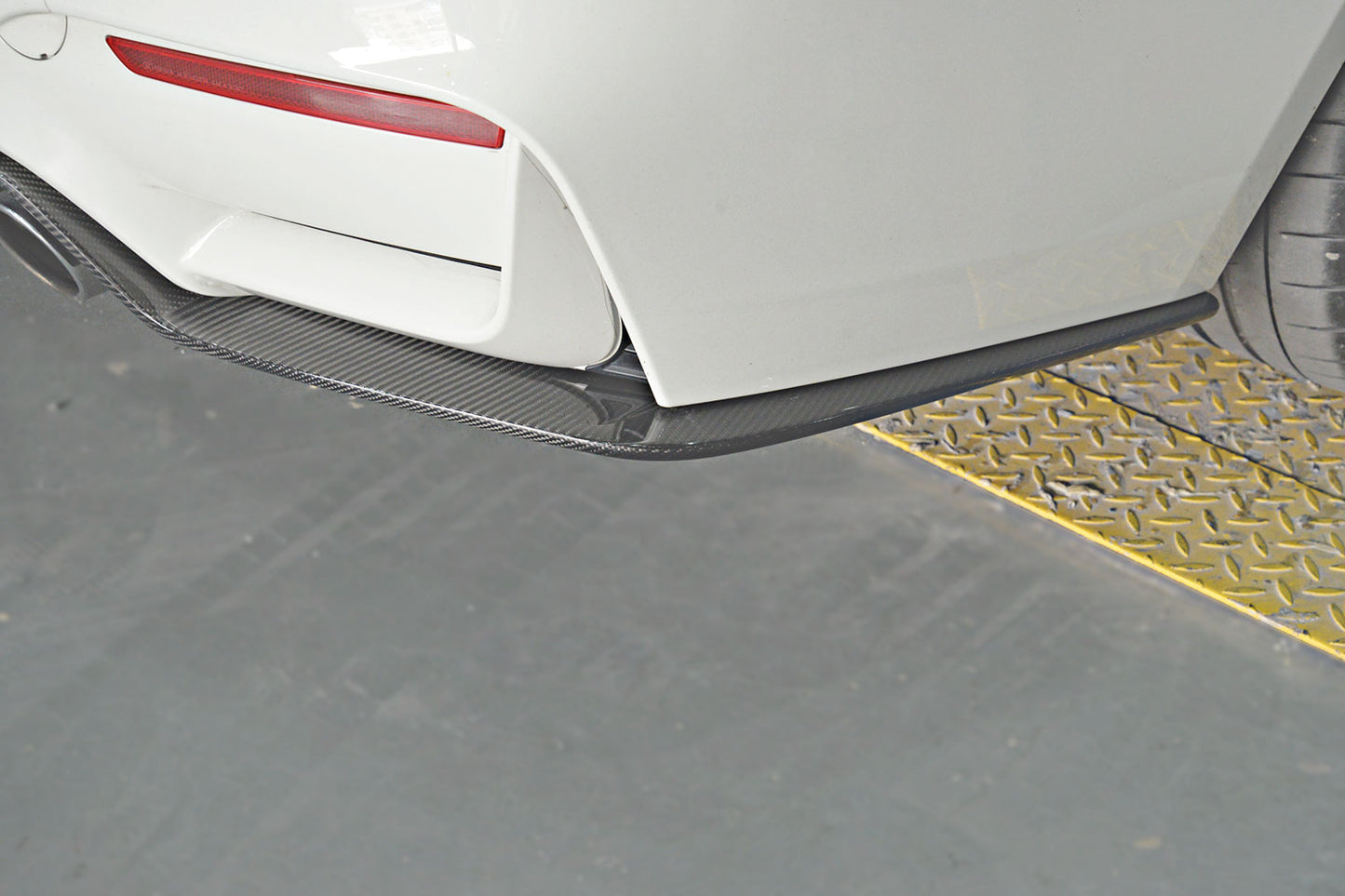 BMW M3 M4 F80 F82 F83 Carbon Fibre Rear Diffuser