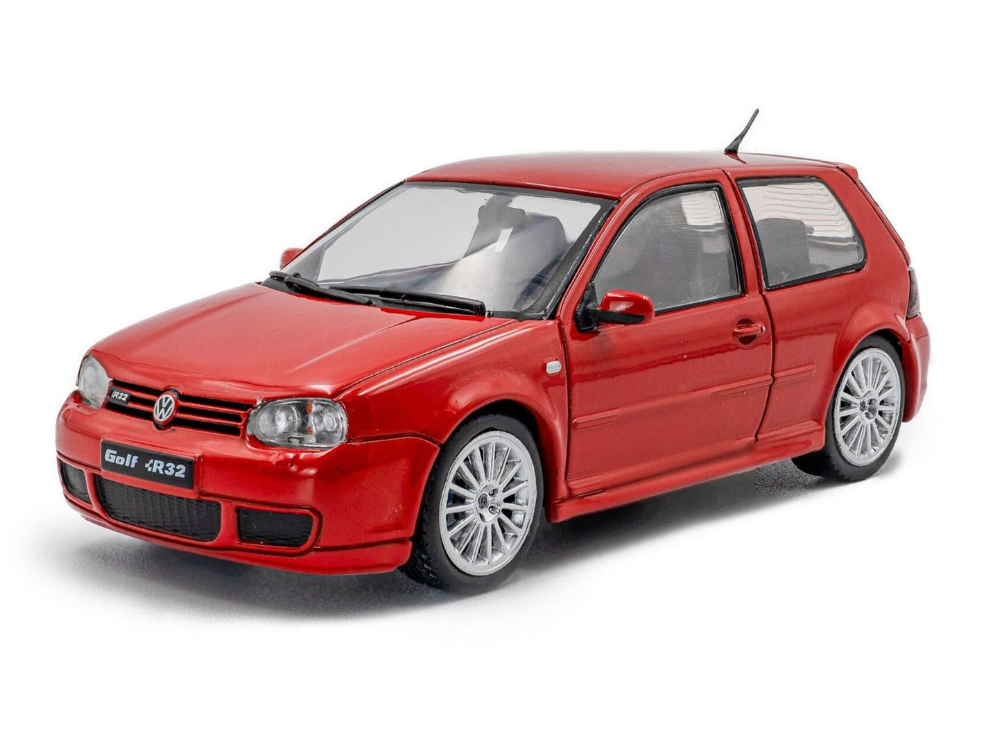 Volkswagen Golf Mk4 R32 2003 Toronto Red 1:43 Scale Solido Diecast Model
