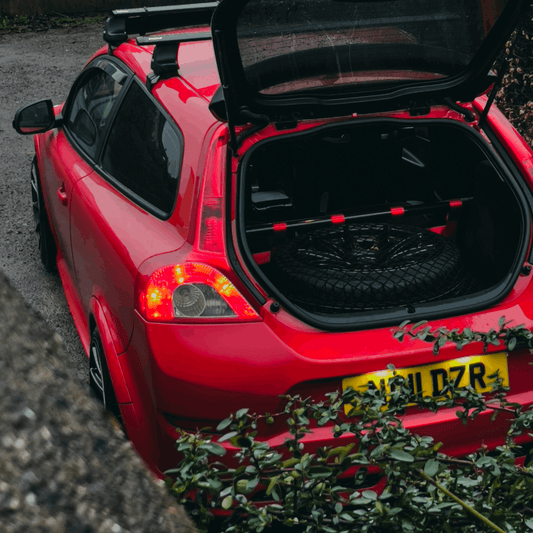 Volvo C30 Strut bar and Cargo net