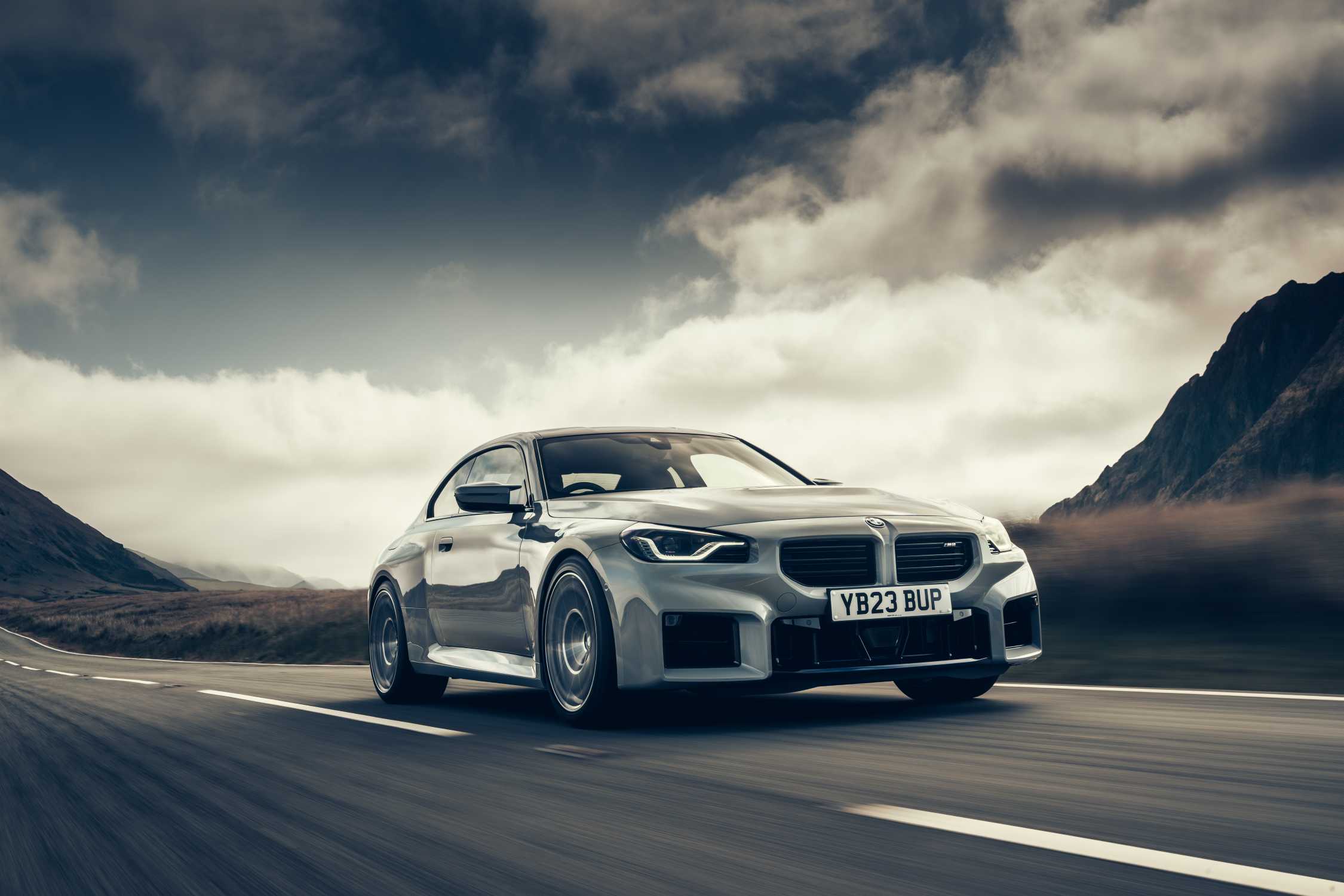 BMW M2 (G87)