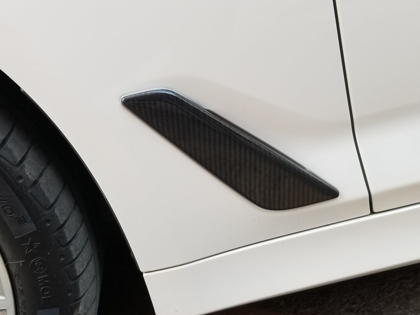 BMW 5 Series G30 G31 G38/M Sport Dry Carbon Fibre Trims,Fog Lamp Cover