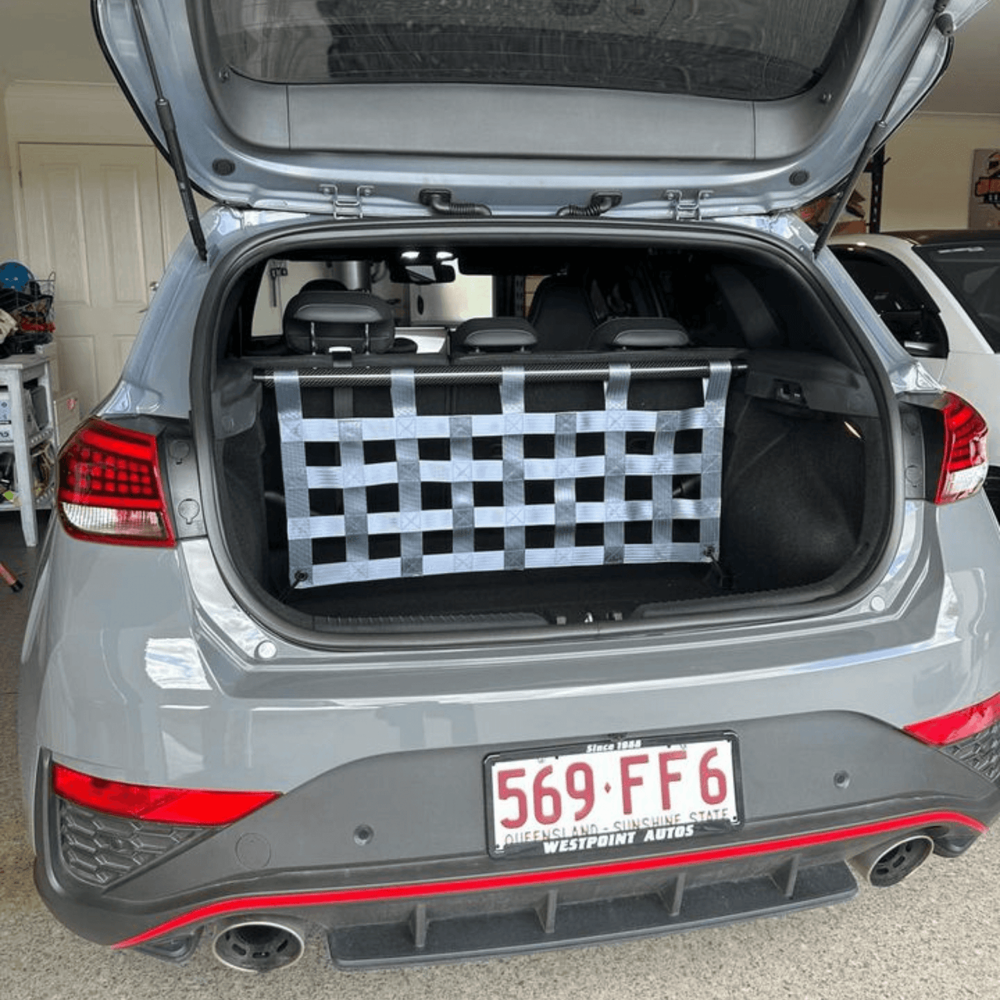 Hyundai i30N Strut bar and Cargo net