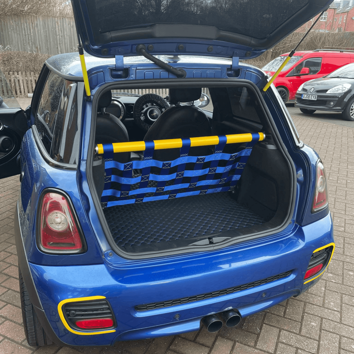 Mini Cooper S R56 Strut bar and Cargo net