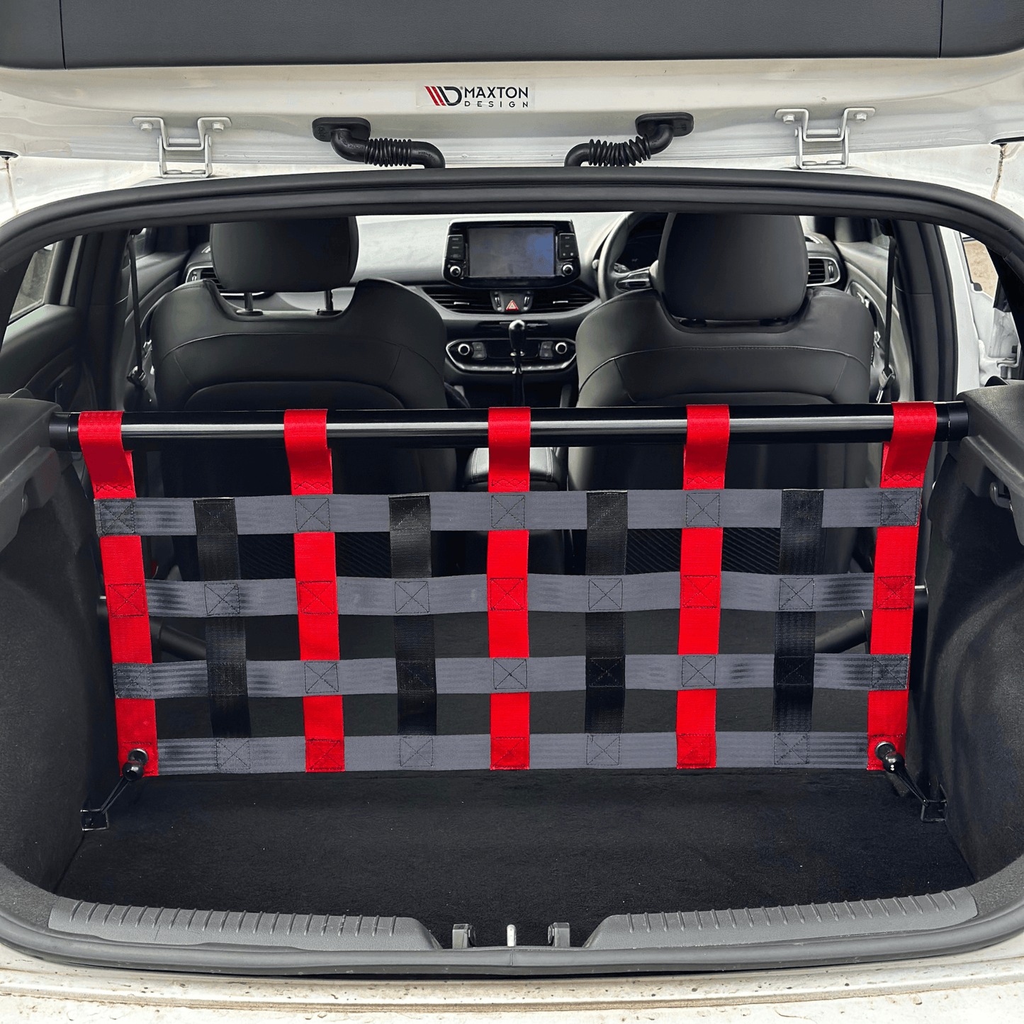 Hyundai i30N Strut bar and Cargo net