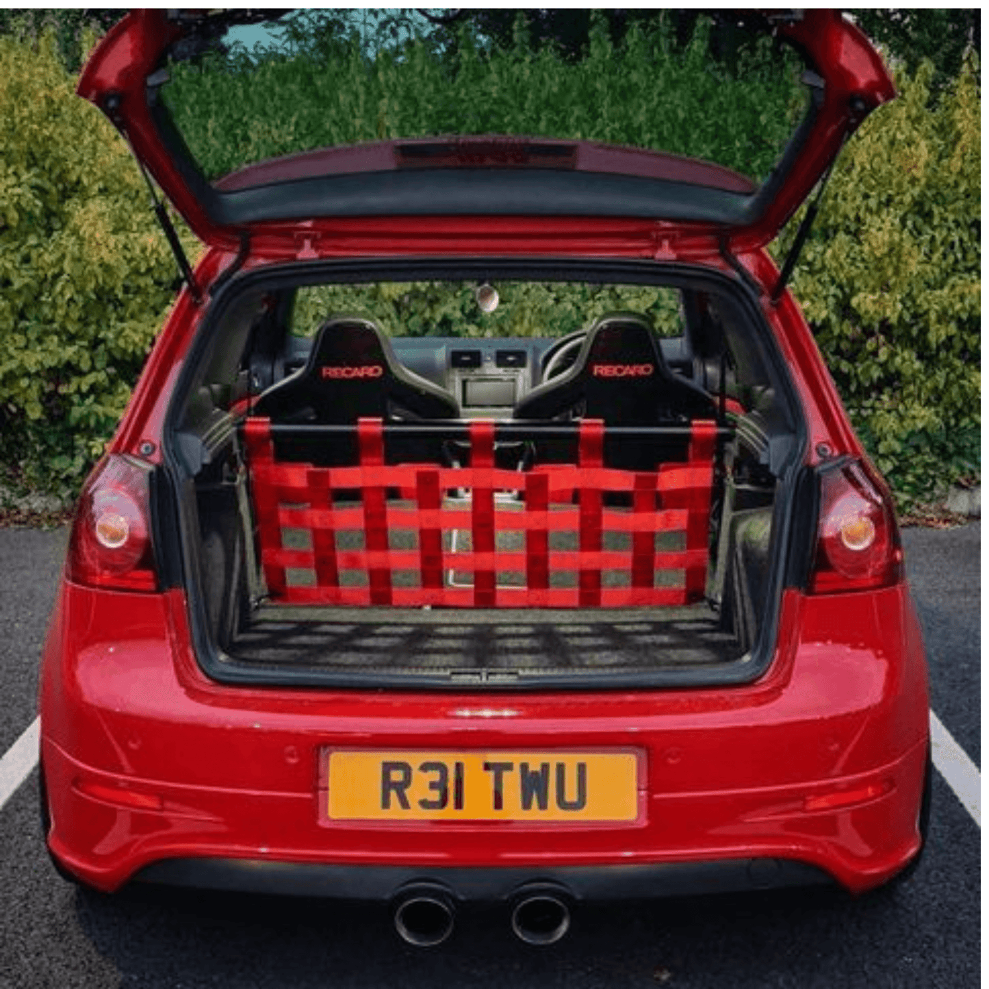 VW Golf Mk5 GTI Strut bar and Cargo net