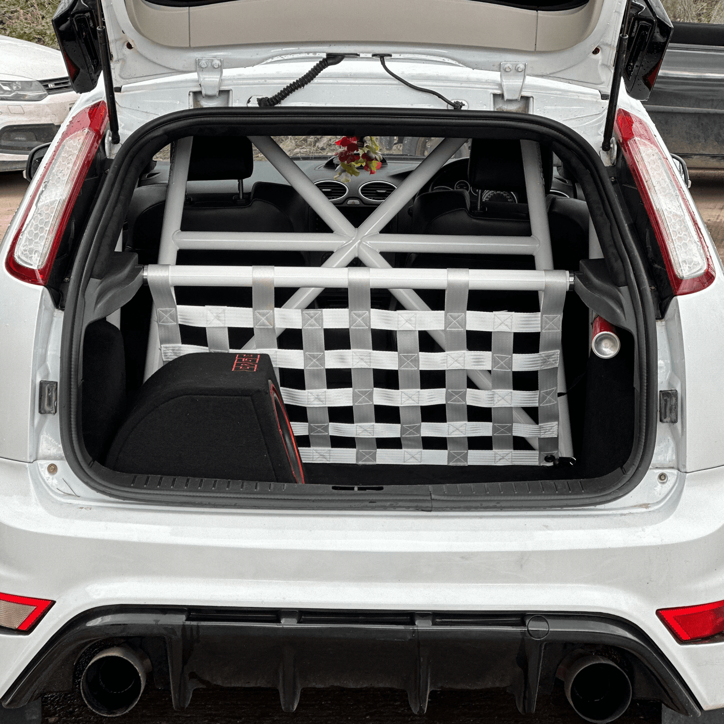 Ford Focus Mk2 ST RS Strut bar and Cargo net