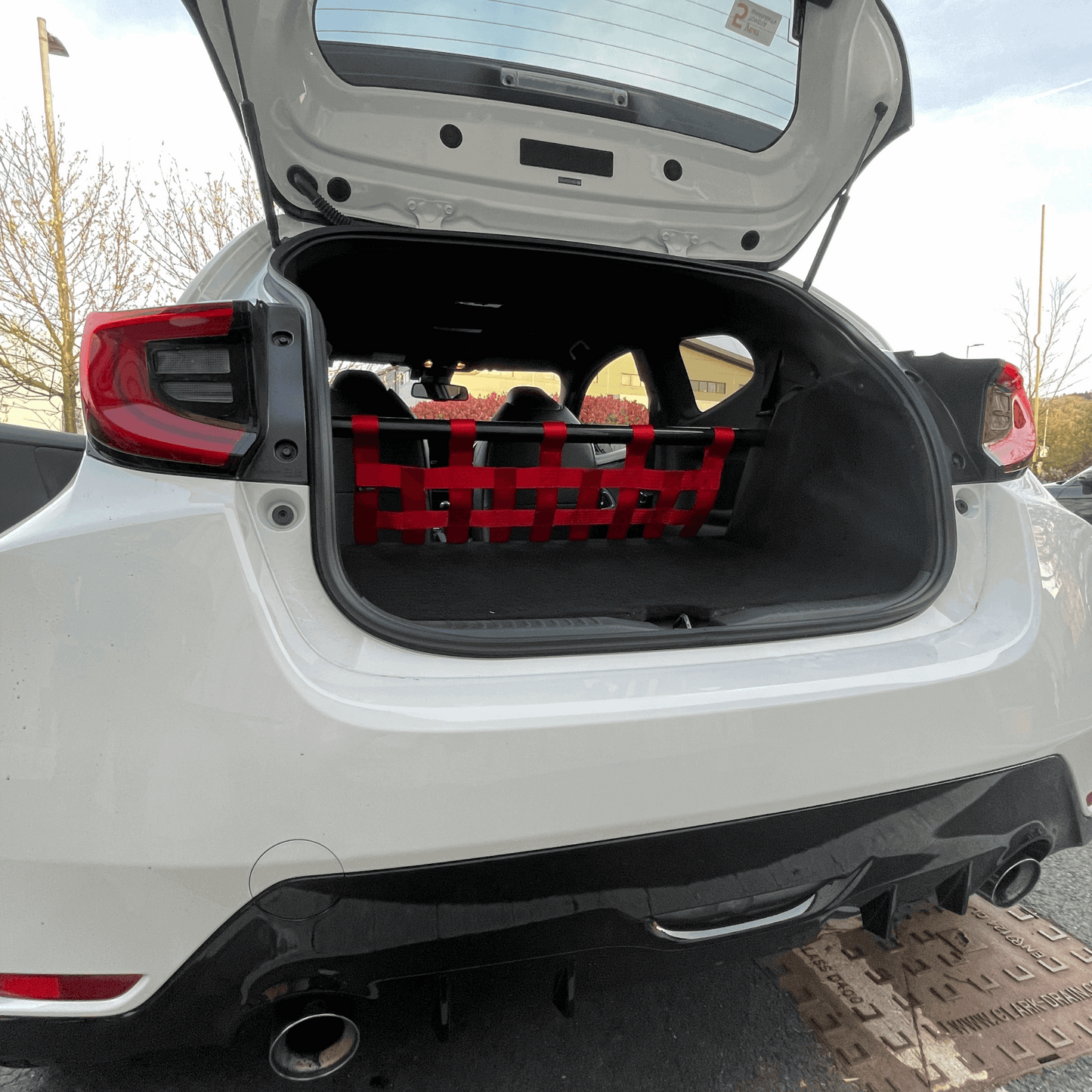 Toyota GR Yaris Strut bar and Cargo net