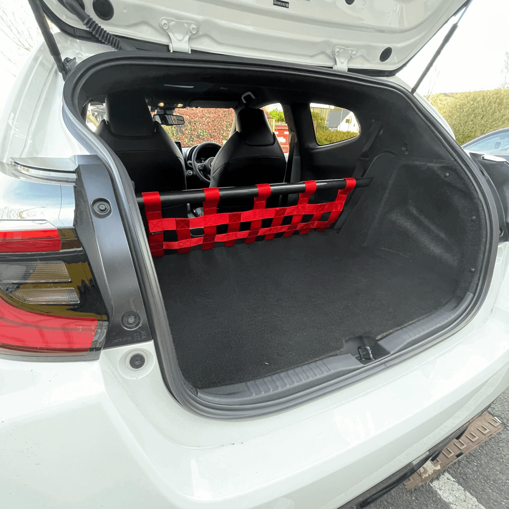Toyota GR Yaris Strut bar and Cargo net