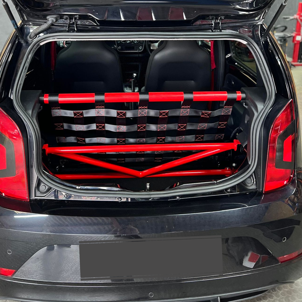 VW UP GTI Strut bar and Cargo net